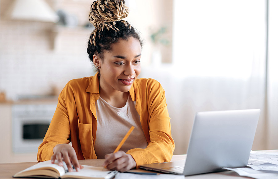 Workers turning to AI to beef up their office skills