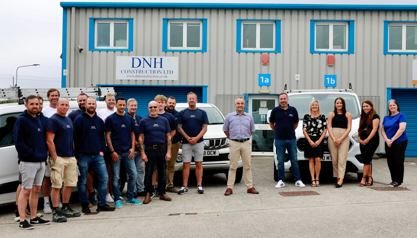 Astra Holding acquires DNH Construction, advised by Marktlink